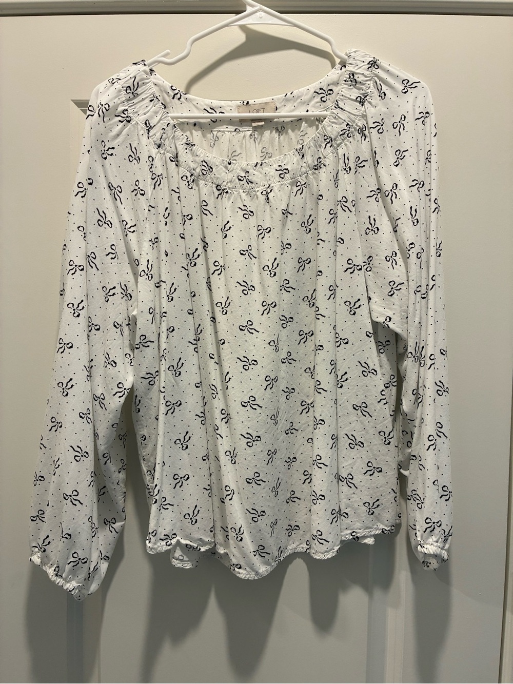 LOFT Outlet White Long-Sleeve Peasant Top with Black Bow Print